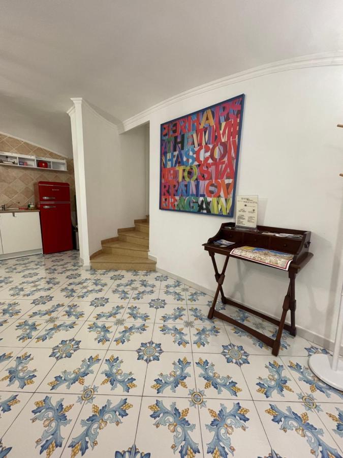 Caterina 70 Apartment เนเปิลส์ ภายนอก รูปภาพ